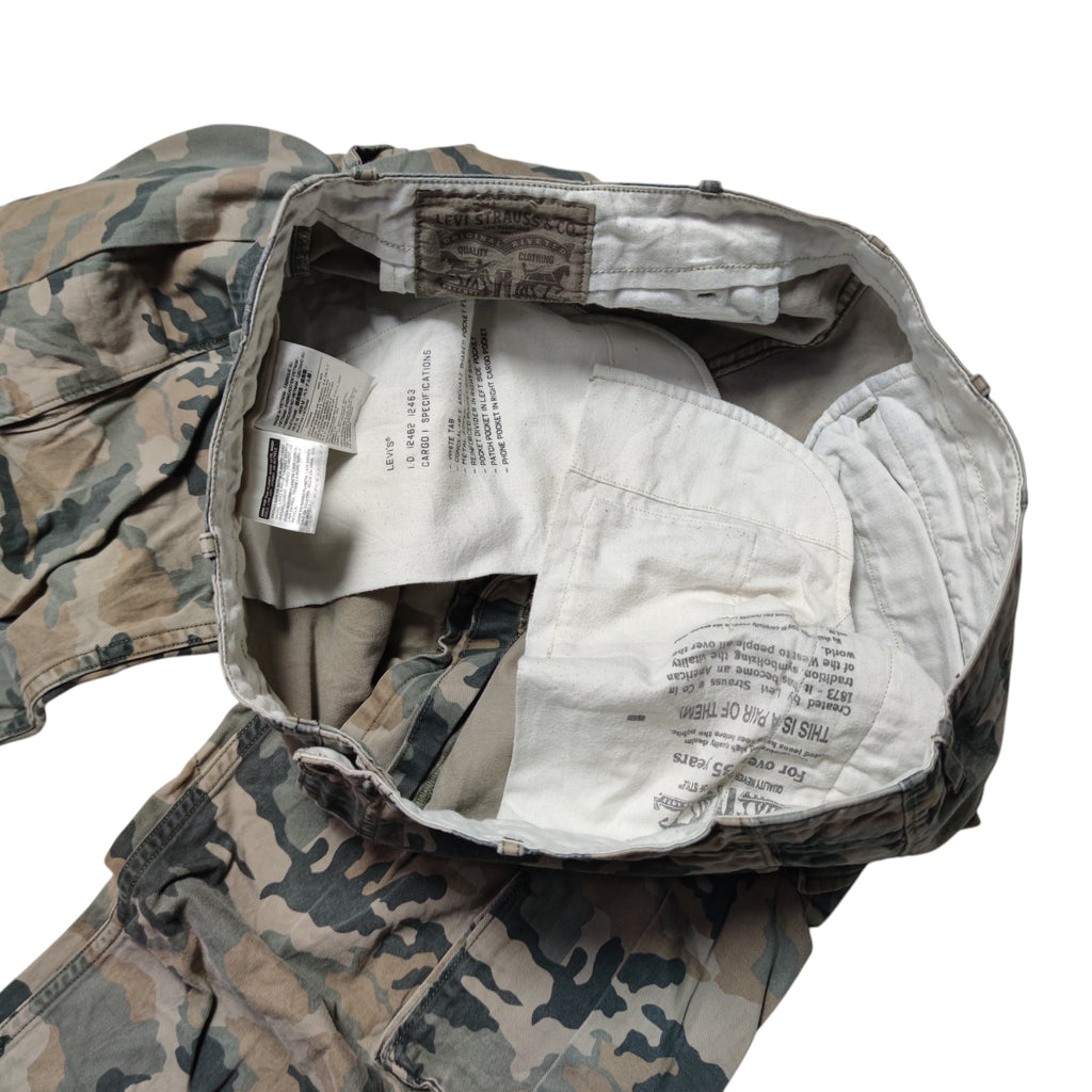 Levi's cargo pants