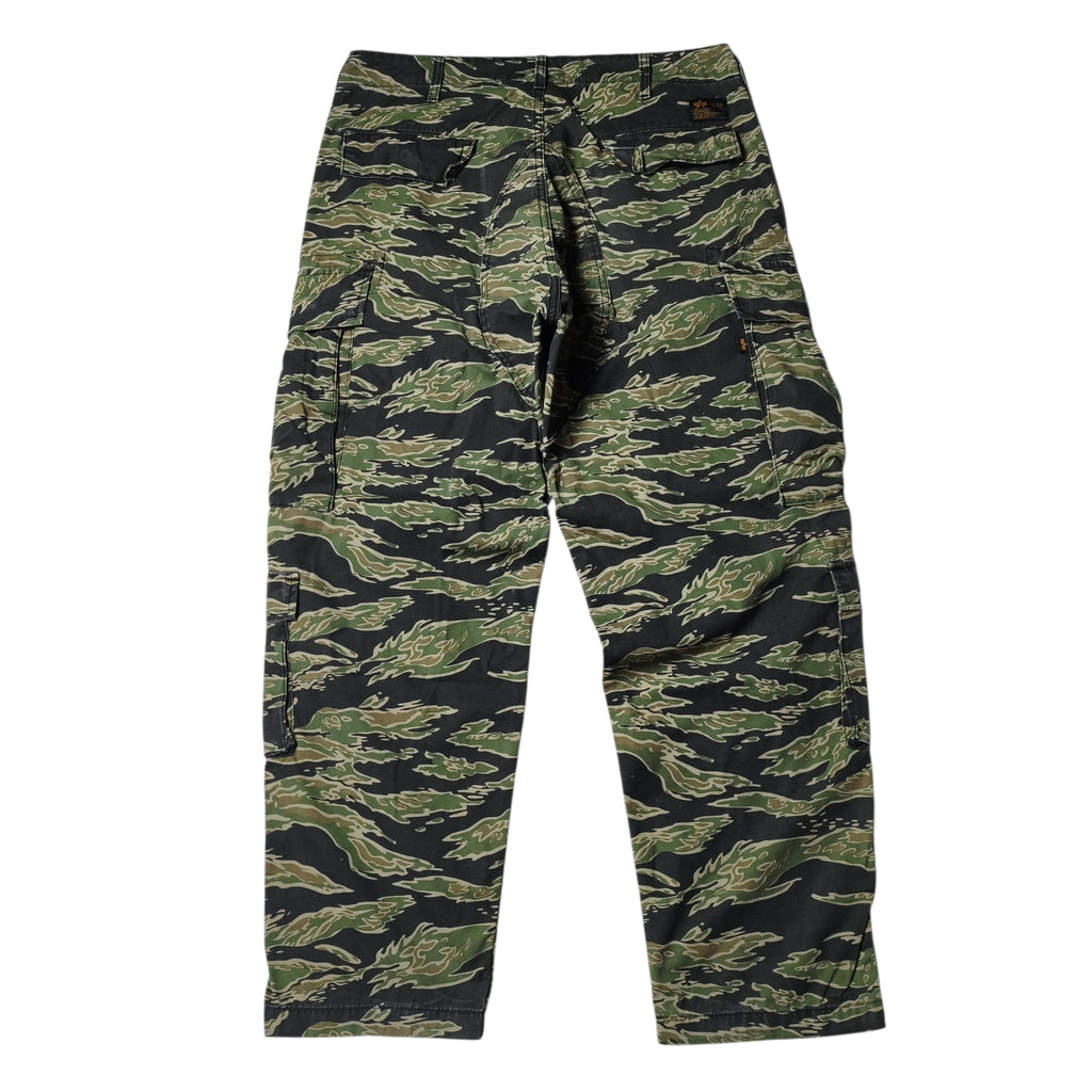 Alpha industries tiger camo cargo