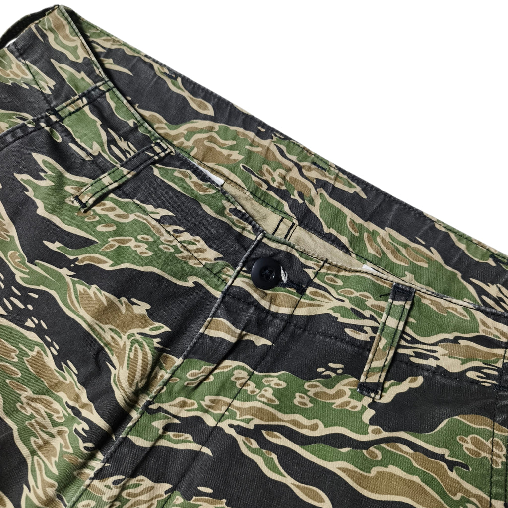 Alpha industries tiger camo cargo