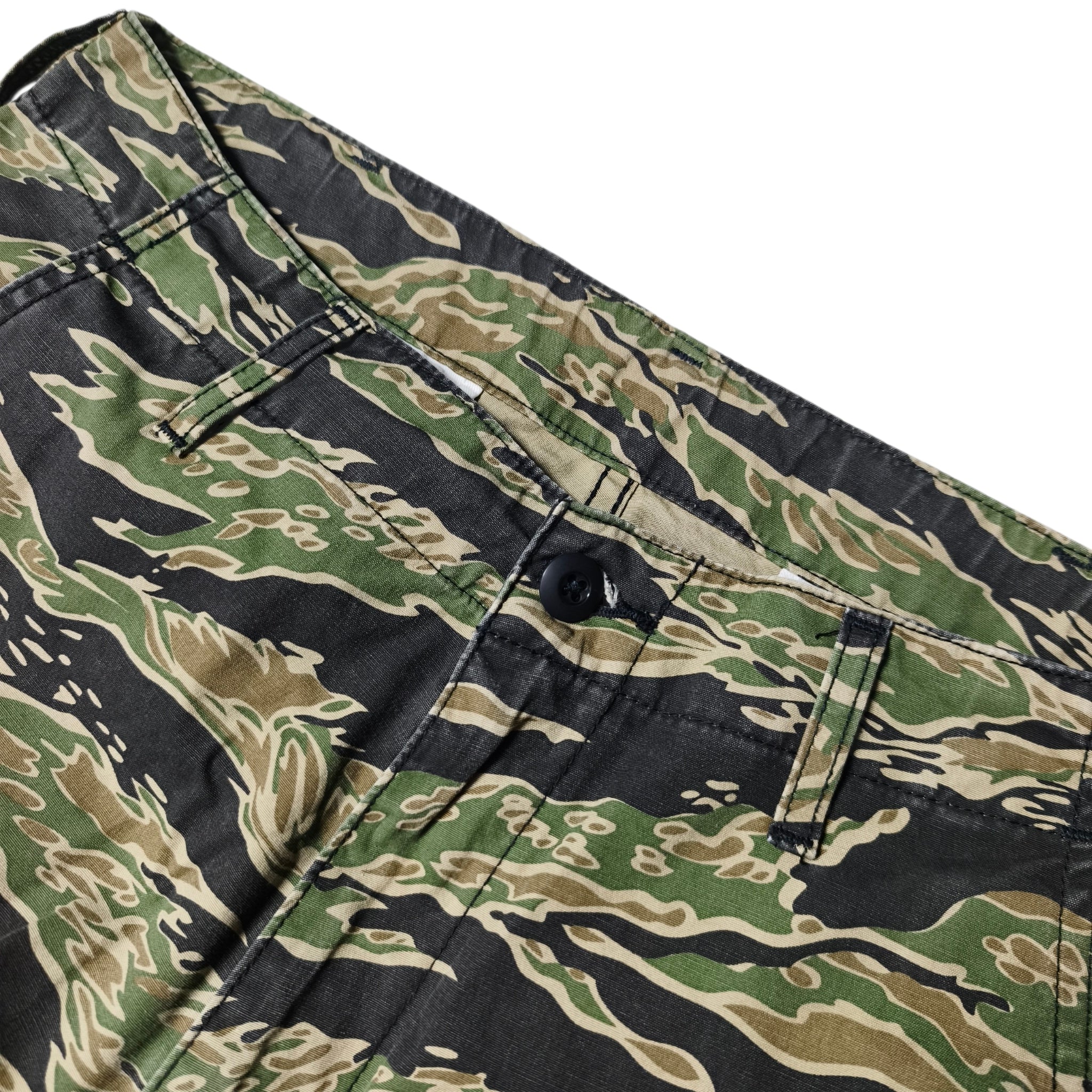 Alpha industries tiger camo cargo