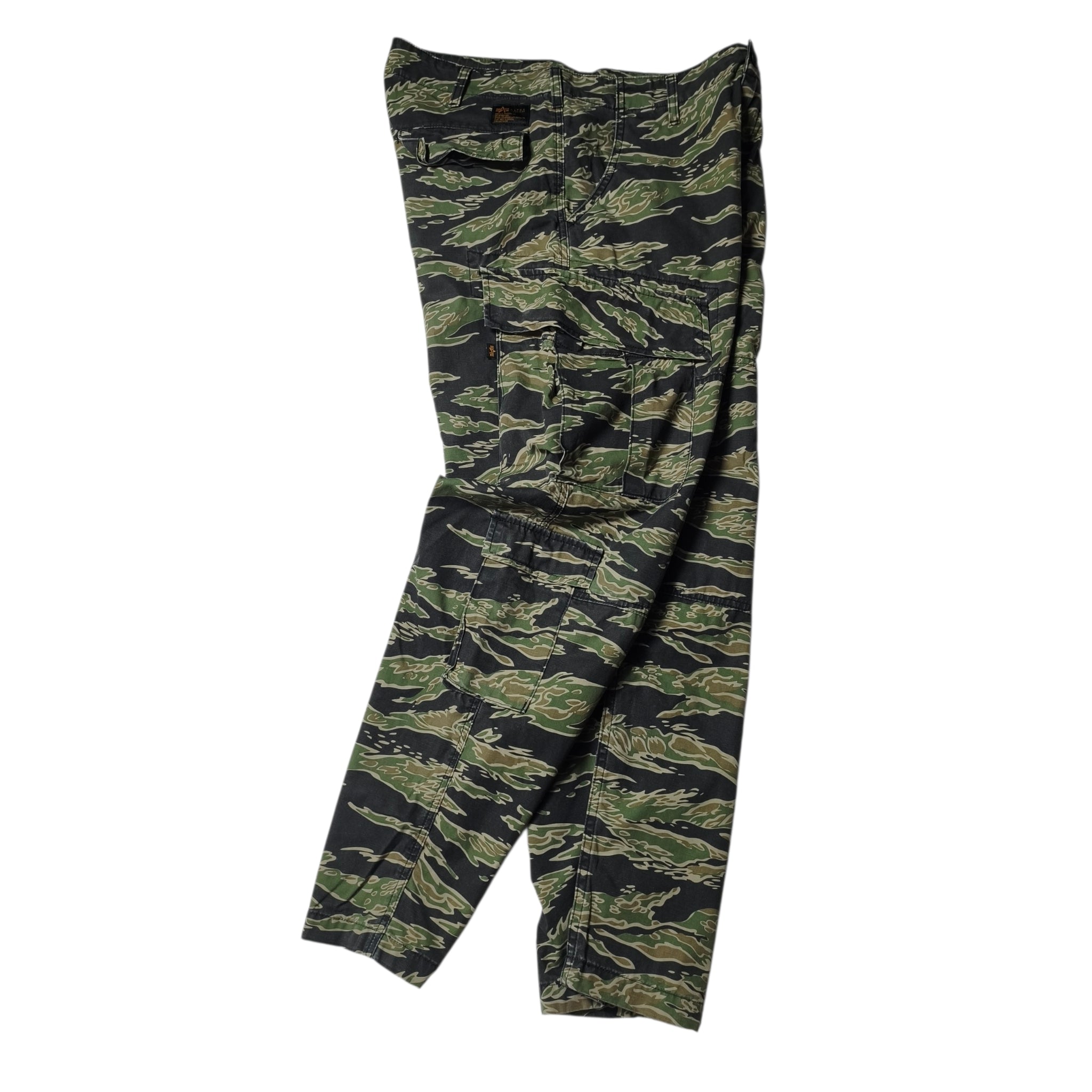 Alpha industries tiger camo cargo