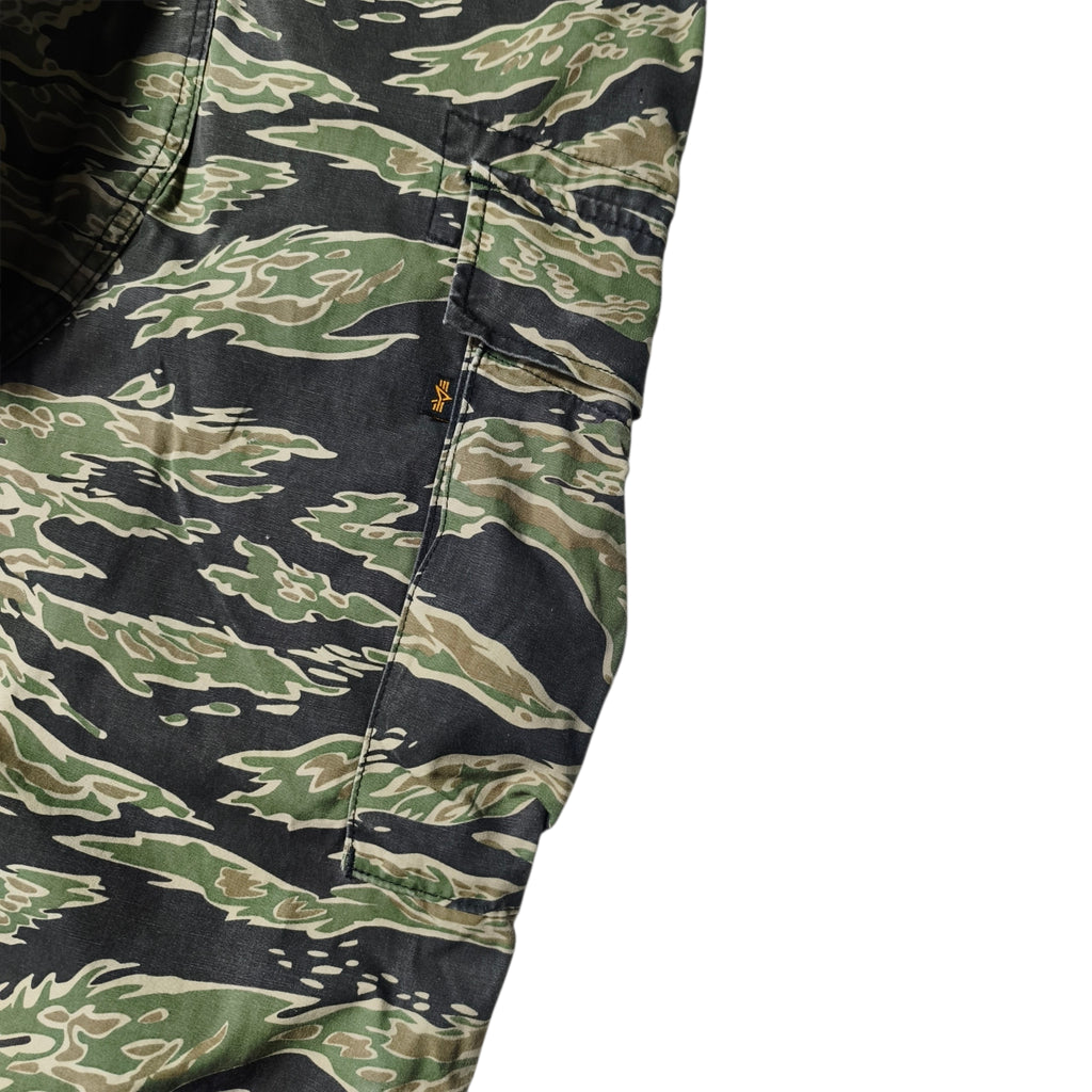 Alpha industries tiger camo cargo